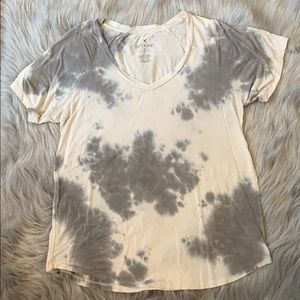 AE soft and sexy v-neck